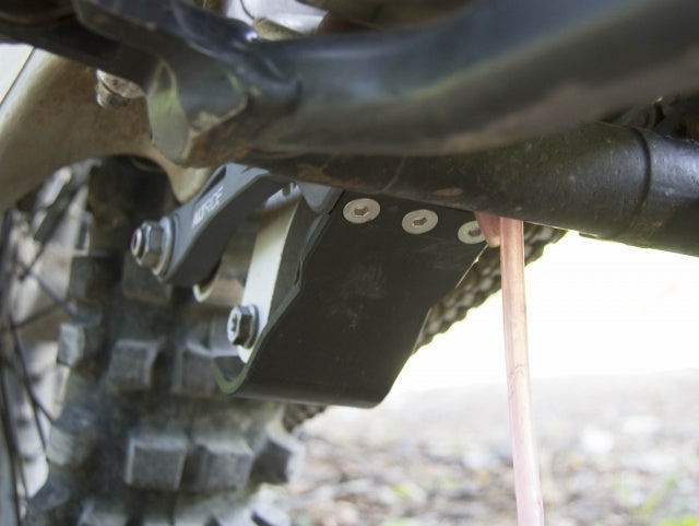 AltRider Variable Height Suspension Lowering Linkage for KTM Dirt Bikes with 14 mm Pivot Bolt/Nut | KT16-6-2202