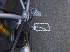 AltRider Adventure II Foot Pegs for the BMW R 1200 GS / R 1250 GS - Silver | R118-0-2105