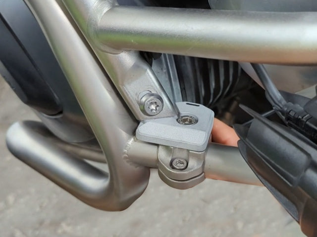 AltRider Crash Bars for the BMW R 1250 GS Adventure - Black - With Mounting Bracket | R123-2-1002