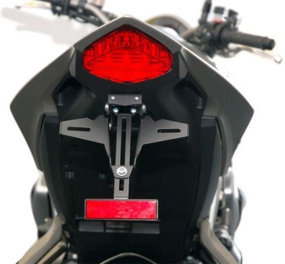 Bodis Exhaust License plate bracket, Stainless Steel Black Powder-Coated | HCB1000R-005
