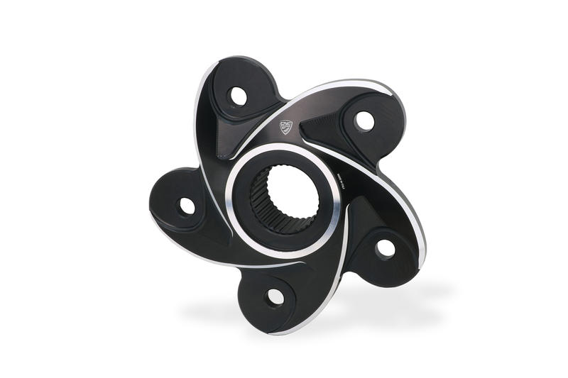 Rear sprocket flange