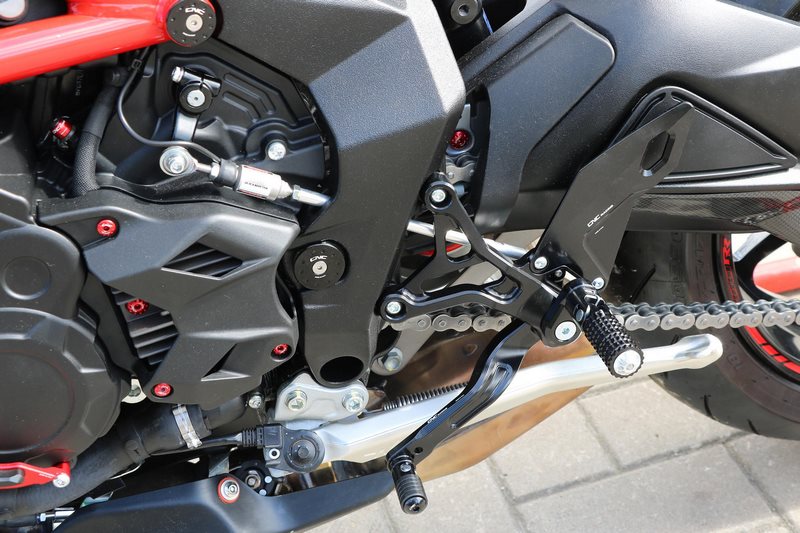 CNC Racing Adjustable rider rearsets MV Agusta Brutale | PE229