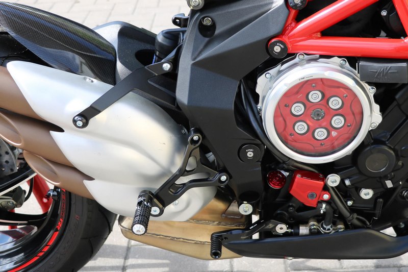 CNC Racing Adjustable rider rearsets MV Agusta Brutale | PE229