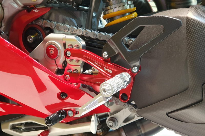 CNC Racing Adjustable rear sets RPS Ducati Panigale V4 R - Pramac Racing Limited Edition, Silver/Red | PE408PR