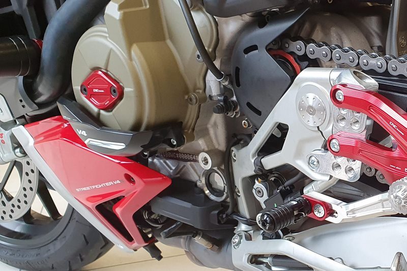 CNC Racing Generator cover protector Ducati Panigale and Streetfighter V4, Black/Silver | PR311BS