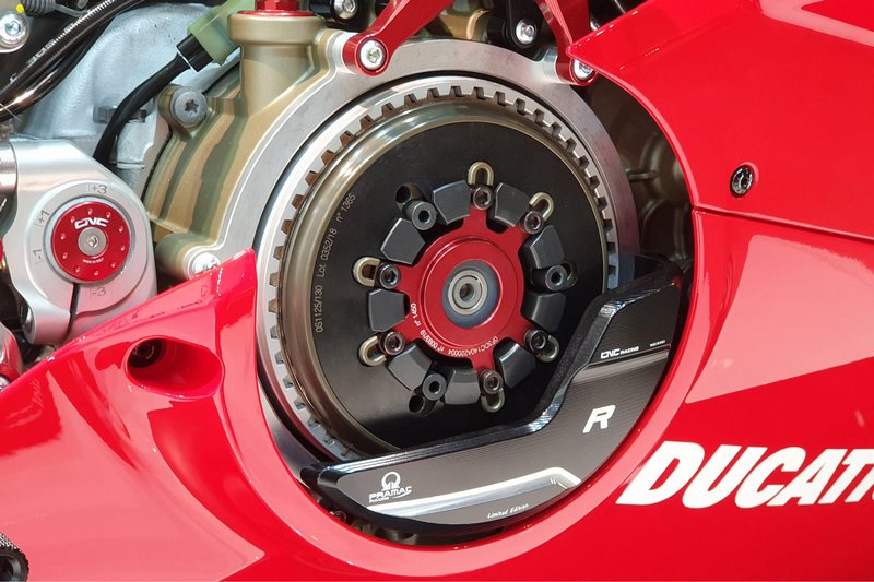 CNC Racing Clutch cover protector Ducati Panigale V4 R - Pramac Racing Limited Edition, Black/Silver | PR314BPR