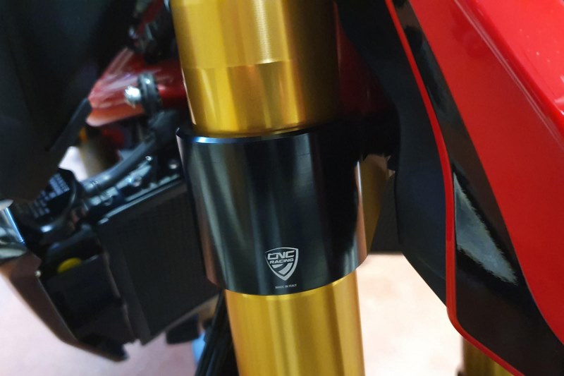 CNC Racing Triple clamps kit Ducati Hypermotard 821 SP / 939 SP / 950 SP, Black | PS535B