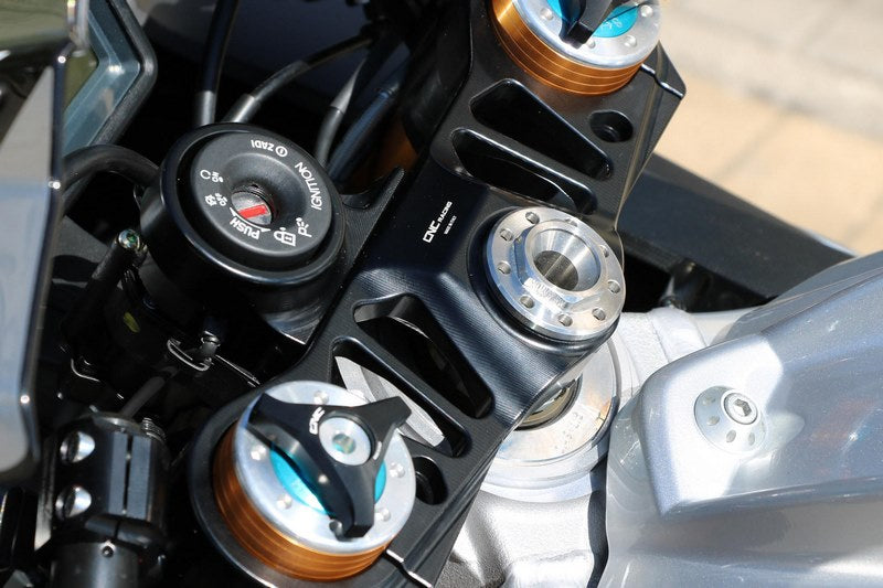 CNC Racing Triple clamps Aprilia RSV4 - Top Yoke, Black | PST13B