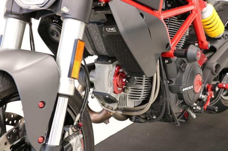 CNC Racing Radiator Guard Ducati Monster 797, Black | RA060B
