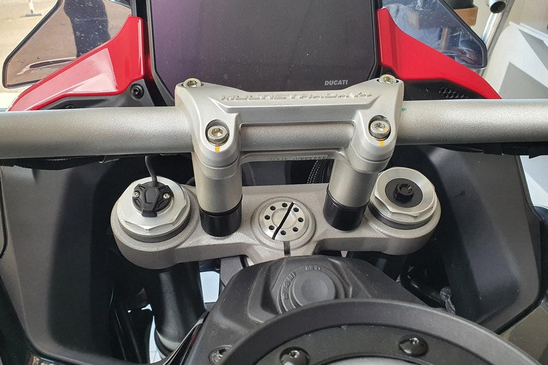 CNC Racing Handlebar clamp spacers H 30mm Ducati Multistrada V4 for OEM riser | RM258