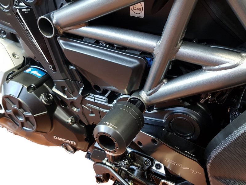 CNC Racing Frame crash protections Ducati, Black | TC315B