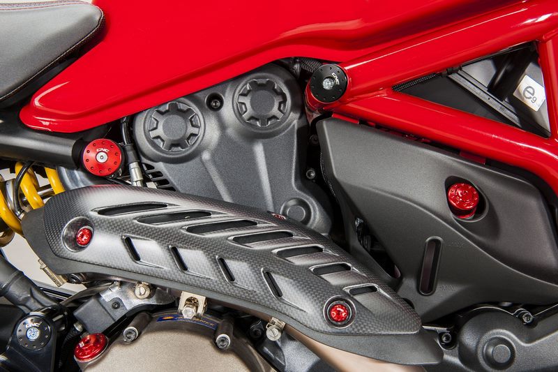 CNC Racing Exhaust pipe heat guard Ducati Monster 821 1200, Matt Carbon | ZA965Y