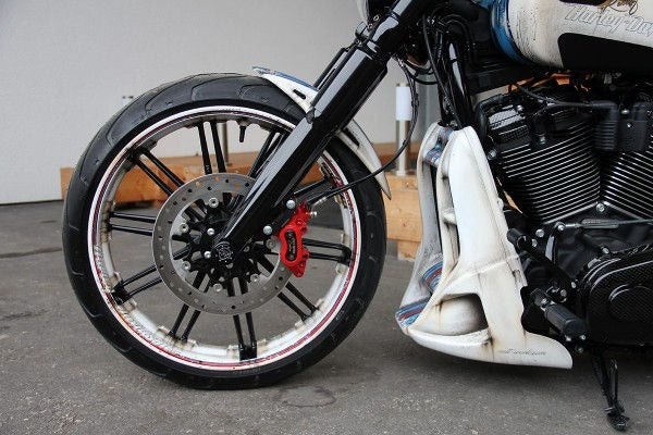 Cult-Werk Harley Softail - Front Axle Cover (Yoc From 2018) | HD-BRO036
