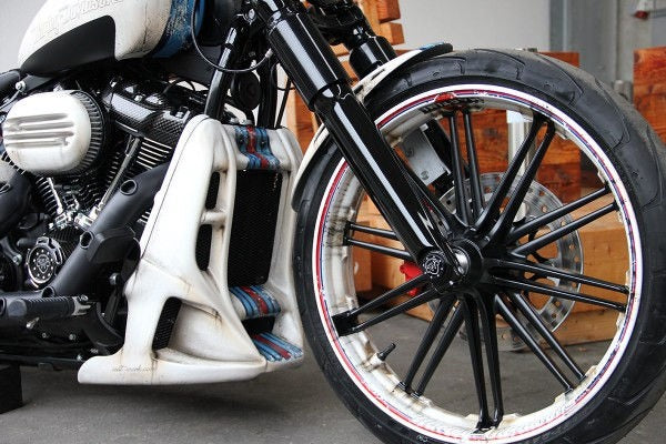 Cult-Werk Harley Softail - Front Axle Cover (Yoc From 2018) | HD-BRO036