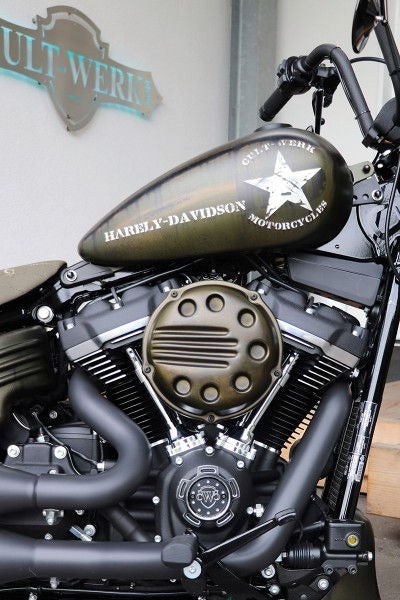 Cult-Werk Harley Softail - Slotted Air Filter Cover (Yom From 2018) | HD-BRO093