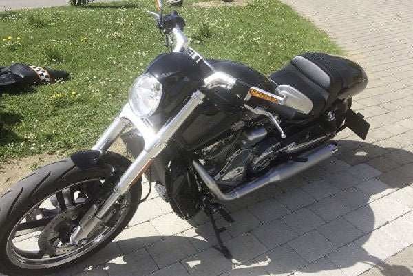 Cult-Werk Harley V Rod Muscle - Headlight Mask New Night Rod Style (Bj. 2009 - 2017) | HD-ROD085