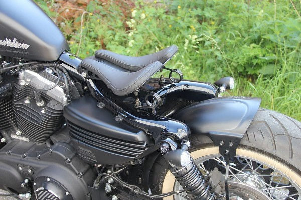 Cult-Werk HARLEY SPORTSTER - Schwingsattel OLD SCHOOL (BJ. alle SPO, mit Leder) | HD-SPO069