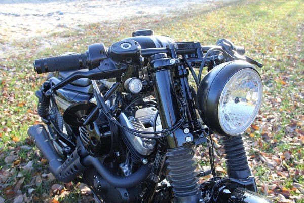 Cult-Werk HARLEY SPORTSTER - Blinkerhalter vorne (BJ. SPO ab 2016 bis aktuell) | HD-SPO090
