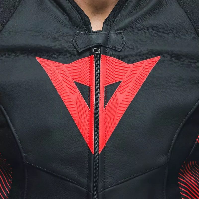 Dainese AVRO 5 LEATHER JACKET, BLACK/RED-LAVA/WHITE | 2015300001-A77