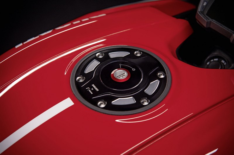 Ducati Accessories Billet Aluminium Tank Cap | 97780101AA