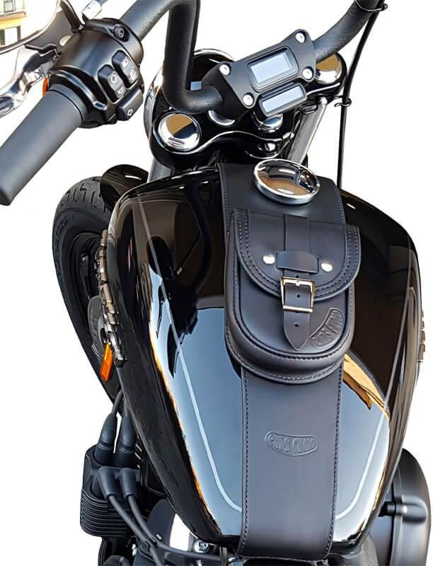 Ends Cuoio Bag 2018-later Softail Standard, Street Bob and Breakout Tank Bag