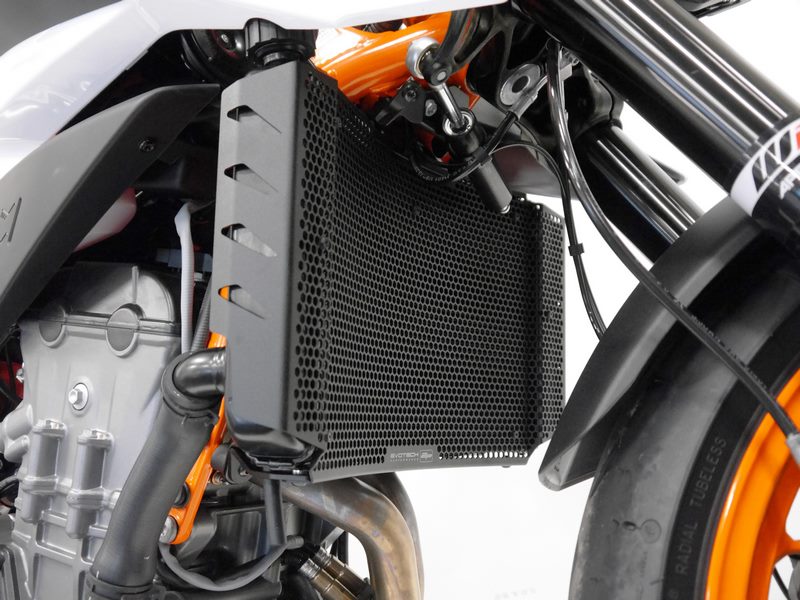Evotech Performance Radiator Guard | PRN015055