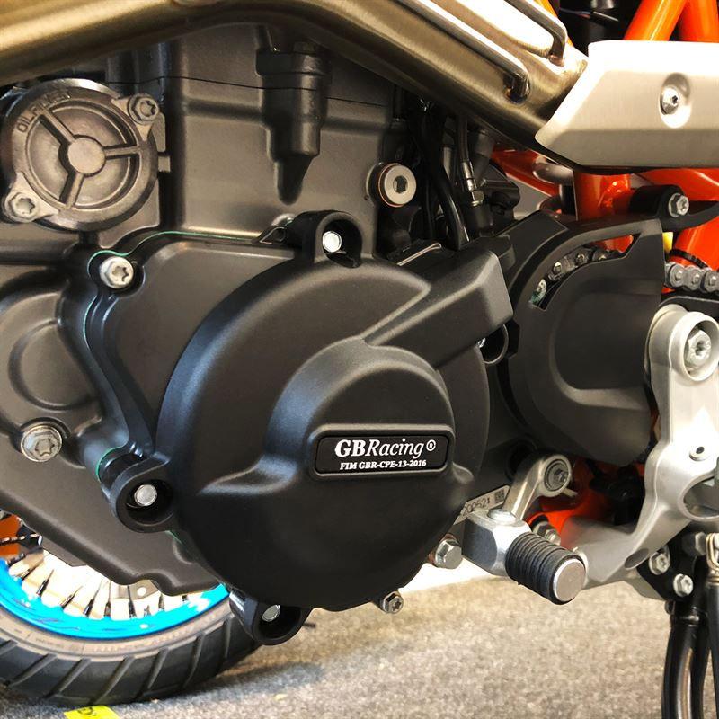 GBRacing Duke 690 Secondary Engine Cover SET 2011 | EC-690-2011-SET-GBR