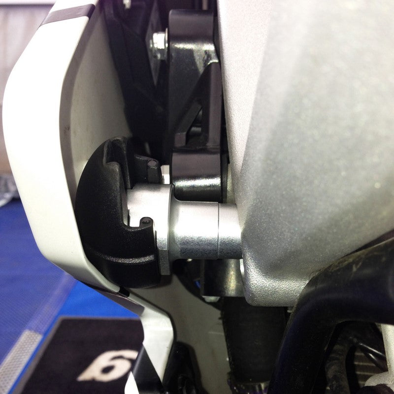 GBRacing Bullet Frame Slider Set | FS-RSV4-2010-R