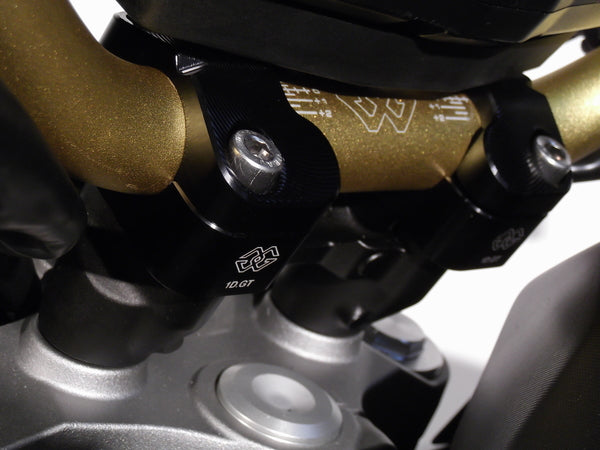 GILLES TOOLING RISERS 1DGT BK