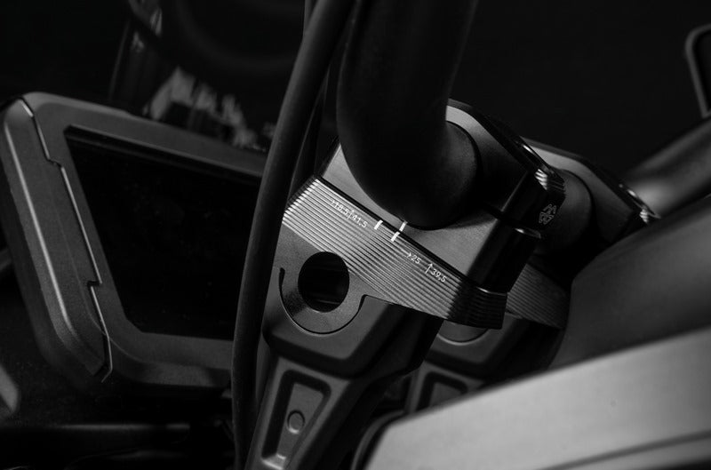 Handlebar riser black