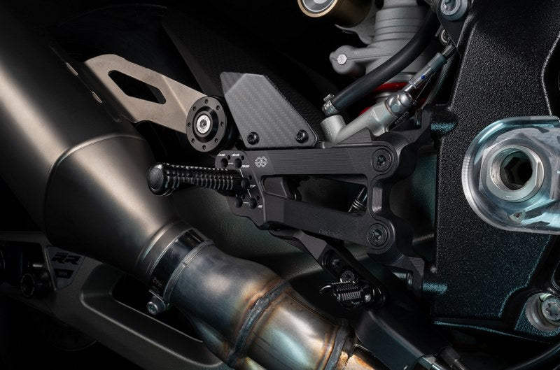 Footrest system FXR black matt