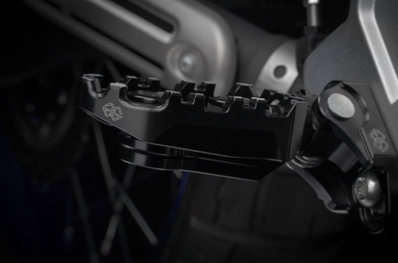 Tech-X Enduro replacement footrest, rider, black