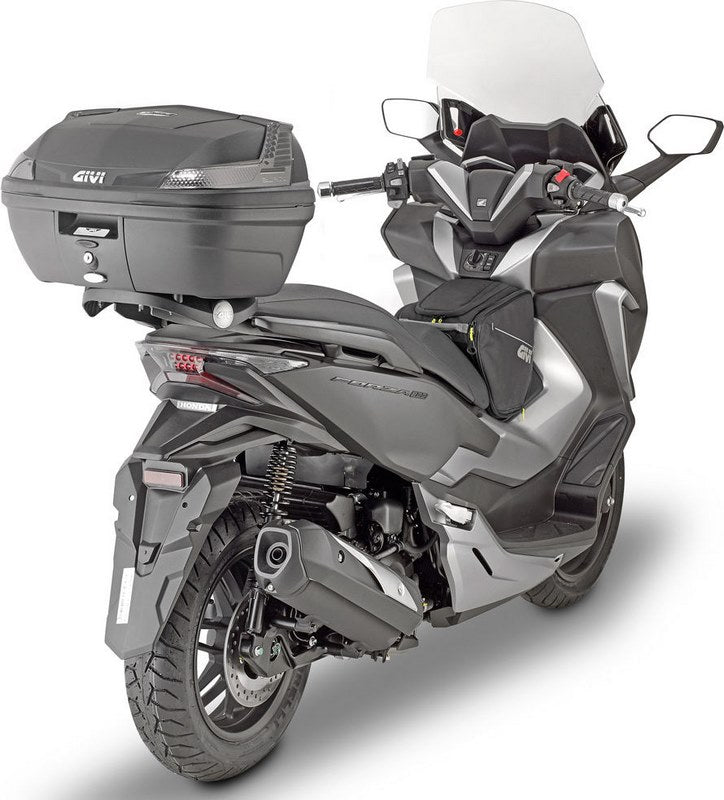 Givi Windscreen D1136ST for Honda Forza 125/300 19-20, color clear, dim. HxW 58 x 44,5 cm, fits oe headlight fairing, 11 cm higher than stock screen | D1166ST
