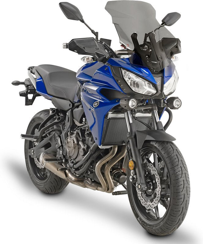 Givi Windscreen for Yamaha Tracer 700 16-19 color clear, dim. HxW 56x41 cm, 17 cm higher than oe, fits oe headlight fairing | D2130ST
