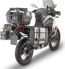 Givi Windscreen for Yamaha Tenere 700, Tenere 700 Rallye Edition, color light smoke, dim. HxW 39,5 x 39,5 cm, fits oe headlight fairing | D2145S