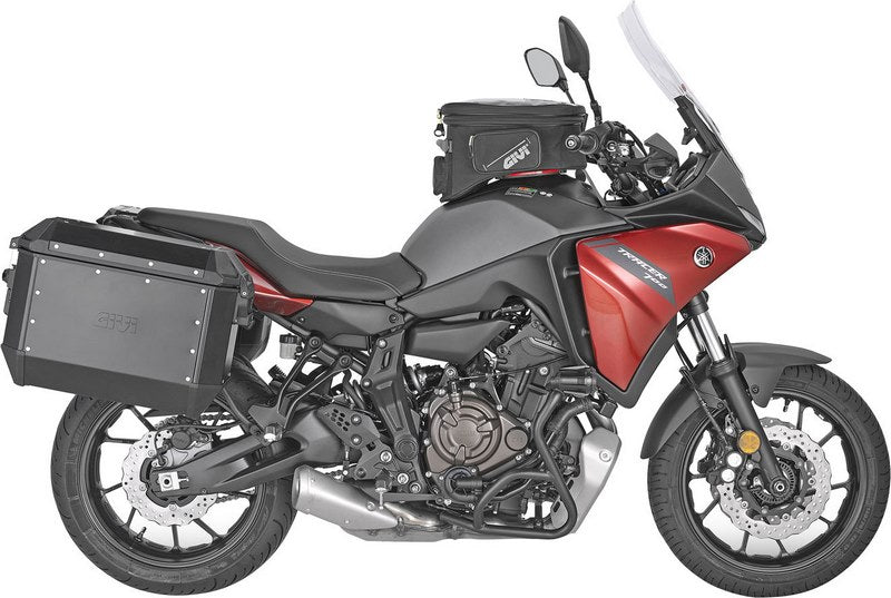 Givi Windscreen for Yamaha Tracer 7 color clear, dim. HxW 55x41 cm, 17,5 cm higher than oe, fits oe headlight fairing | D2148ST