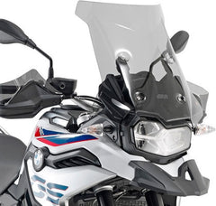 Givi Windscreen for BMW F 750 GS, F 850 GS color light smoke, dim. HxW 44x47cm, 17cm higher than oe screen | D5127S