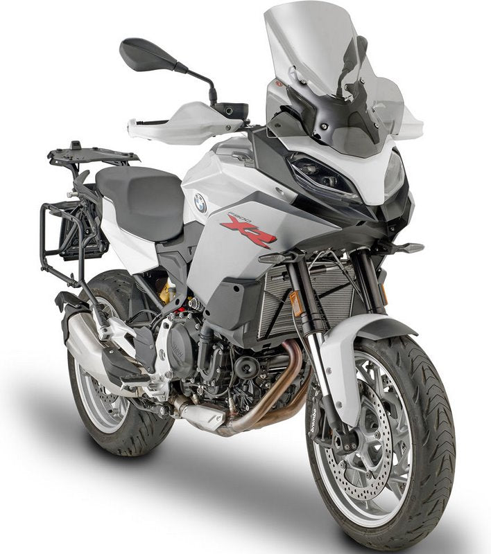 Givi Windscreen for BMW F 900 XR color light smoke, dim. HxW 49x43 cm, 23 cm higher than oe, fits oe headlight fairing | D5137S