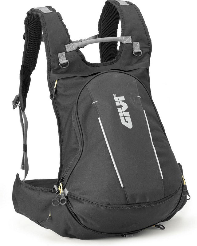 Givi EA104B Backpack with helmet holder, 22 liters | EA104B
