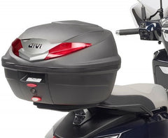 Givi SR6109 Kymco Like 125/150 17-, Rear Rack specific for Monolock top case, to be used with top case that already include a Monolock plate | SR6109