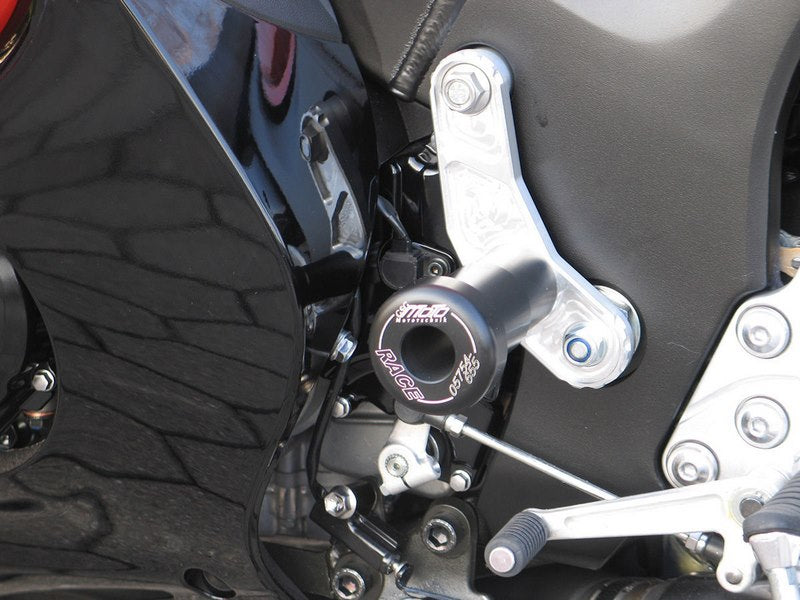 GSG MOTOTECHNIK Crash Pad set, Mounting Plates Black Anodized for Suzuki GSX 1300 R Hayabusa (1999-2007) | 1154440-S44-SH
