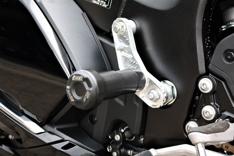GSG MOTOTECHNIK Crash Pad set for, Holding plates natural aluminium Suzuki GSX 1300 R Hayabusa (2021 -) | 1154440-S62