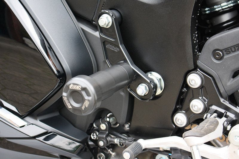 GSG MOTOTECHNIK Crash Pad set for, Holding plates natural aluminium Suzuki GSX 1300 R Hayabusa (2021 -) | 1154440-S62