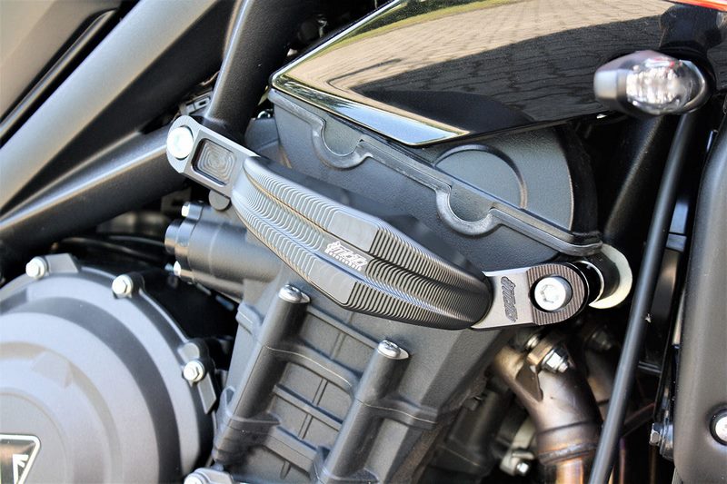 GSG MOTOTECHNIK Crash Pad Set “Streetline”, Mounting kit black anodized for Triumph Street Triple 765 (2017-2019) | 1505040-T32-SH