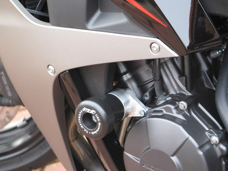 GSG MOTOTECHNIK Crash Pad set, Mounting Plates Black Anodized for Honda CBR 600 RR (2007-2008) | 5544450-H27-SH