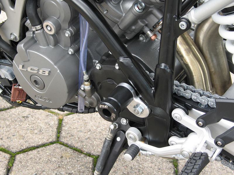 GSG MOTOTECHNIK Engine guard, Holding plates natural aluminium for KTM 990 Super Duke / R (2005 -) | 754195-KM11