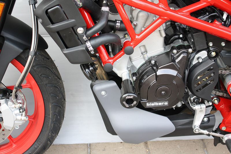 GSG MOTOTECHNIK Replacement pad, Mounting Location: Left (for crash pad sets: 904131-SWM1) | SWM1-EP-904131-LEFT