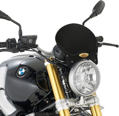 Kappa Black anodized aluminium universal screen Race Cafe, for naked motorcycles
20,5 x 26,5 cm (H x W) | 100ALBK
