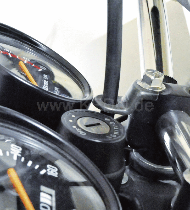 Kedo Guide for ventilation pipe Fuel tank, OEM Reference # 1T2-23389-00. Matching pants see item 30313 | 10220