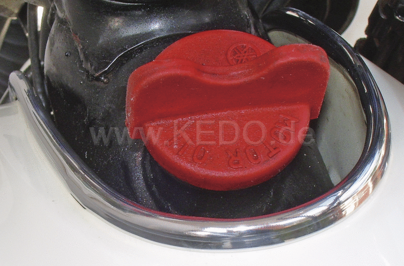 Kedo Edge Protector 7mm, Chrome, 1 meter (Replica Fuel Tank Edge Protector), OEM reference # 1E6-24189-00 | 40132